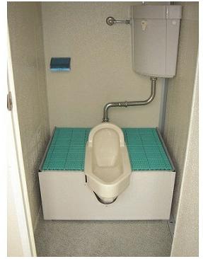 nhà vệ sinh công cộng